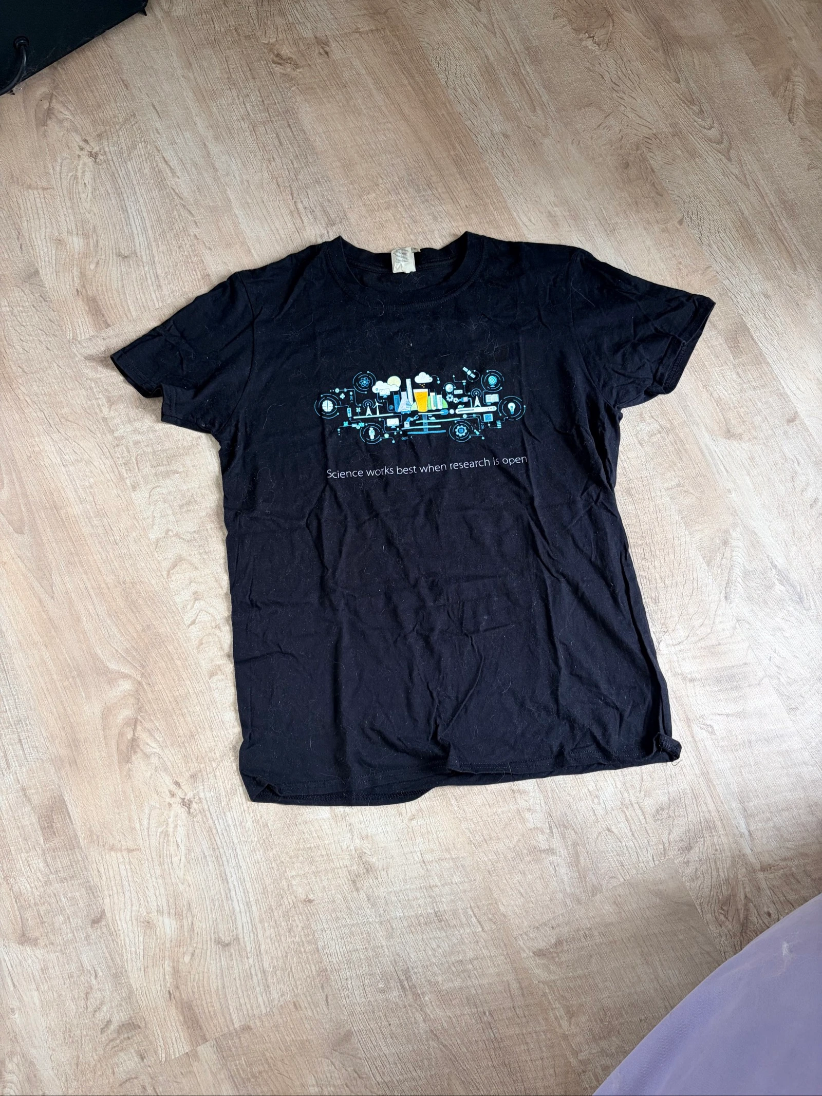 Pint of Science T-shirt – science werkt het beste wanneer onderzoek open is – maat M – photo 3